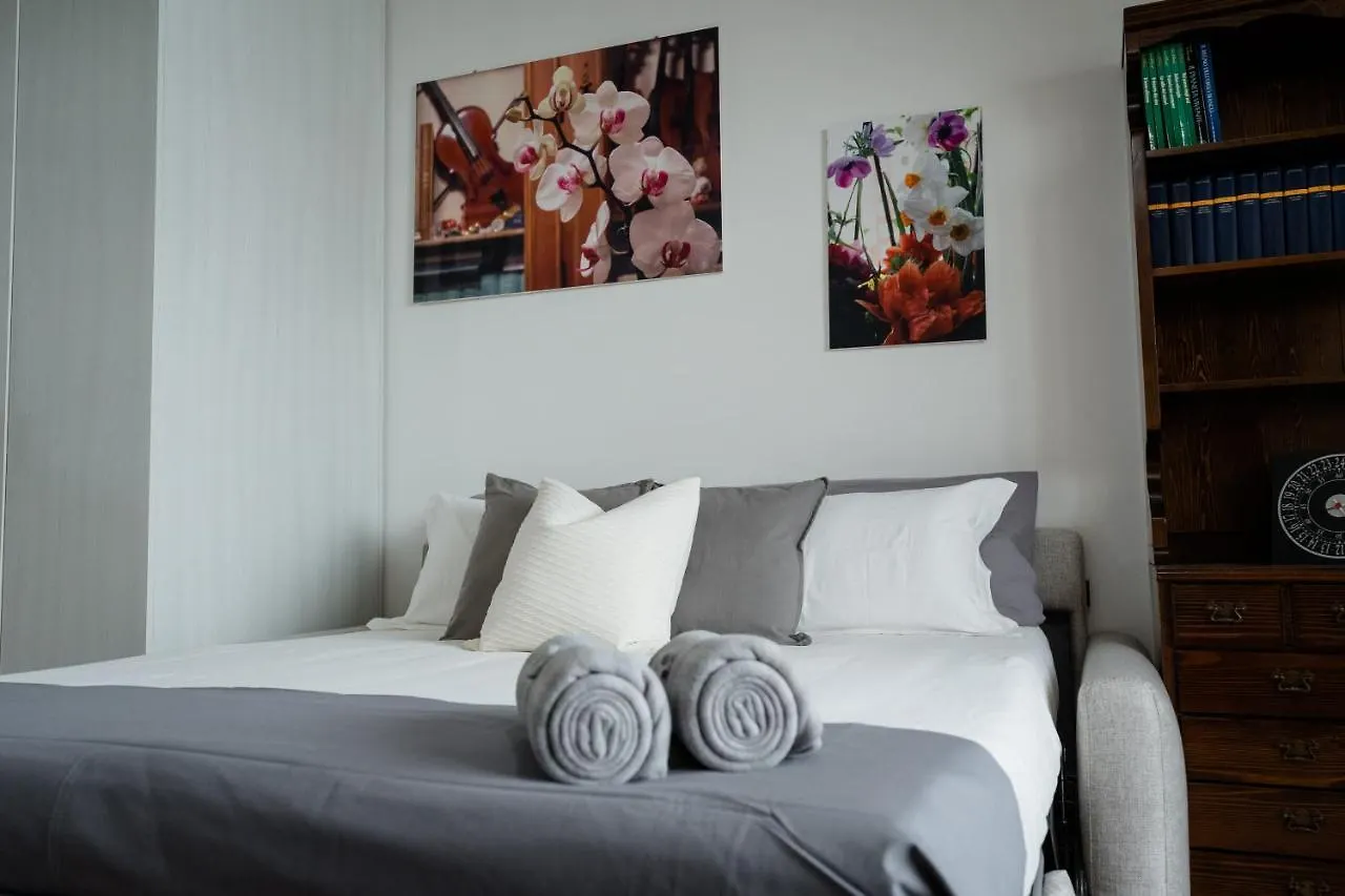 Oxilia Flat - Loreto District Milan Apartment