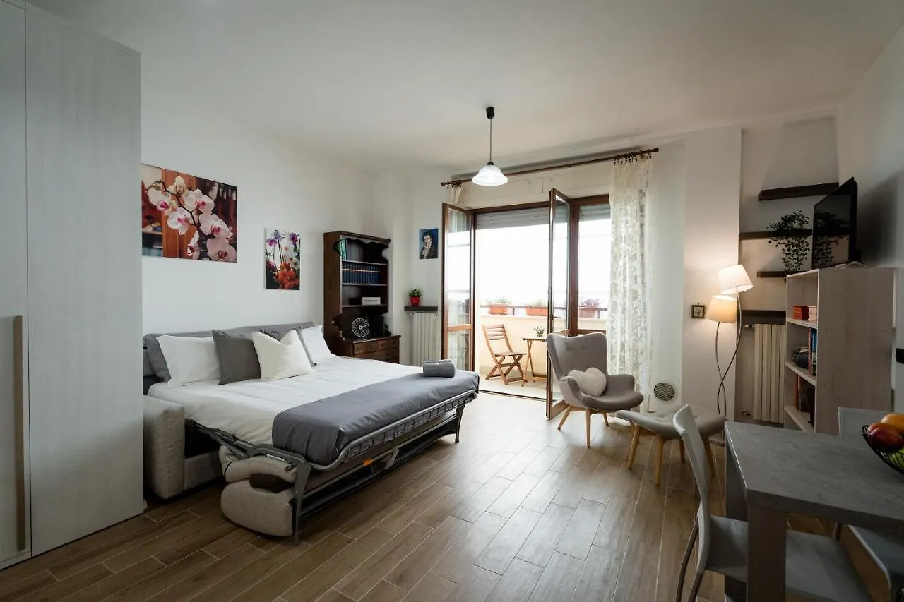 Oxilia Flat - Loreto District Milan Italy