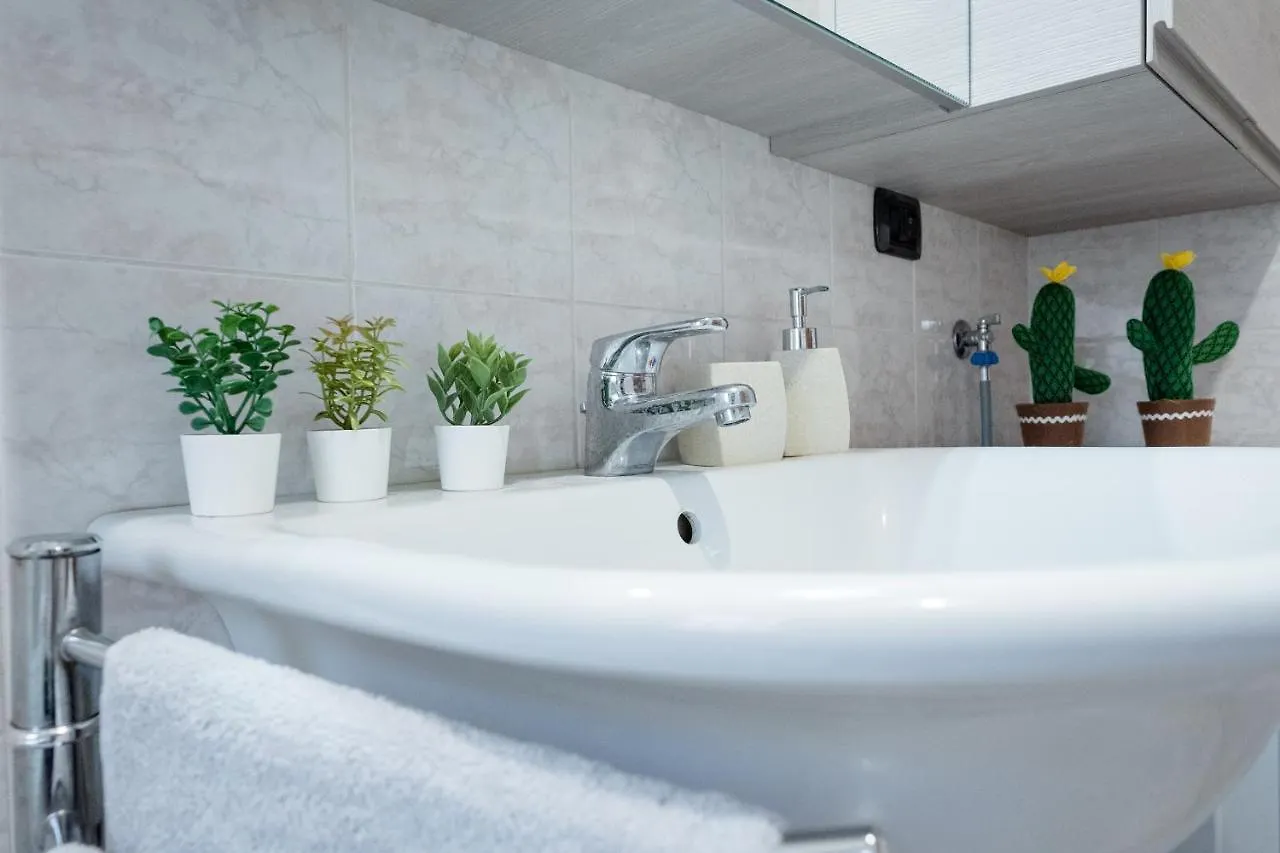 Oxilia Flat - Loreto District Milan